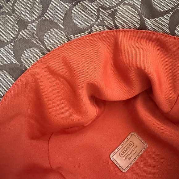 COACH BUCKET HAT WITH VACHETTA LEATHER STRAP VINTAGE CIRCA 2001 LIKE NEW SZ M/L - Picture 5 of 10